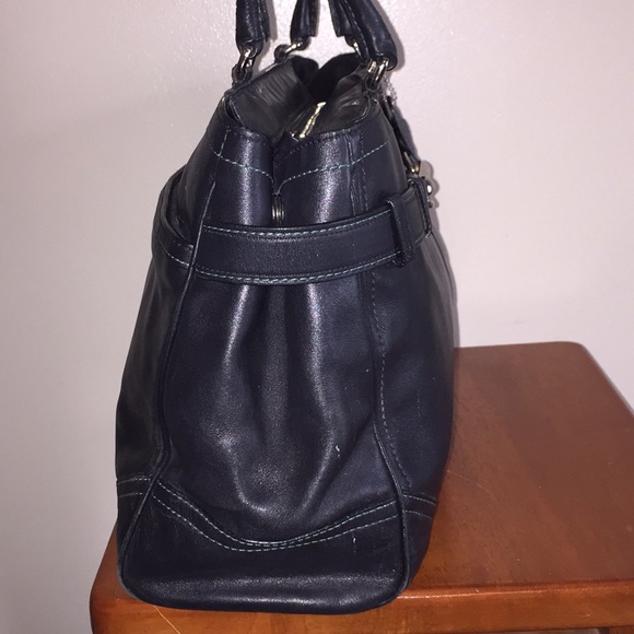 Coach Hampton's Carryall Tote Belted Purse - Picture 4 of 9